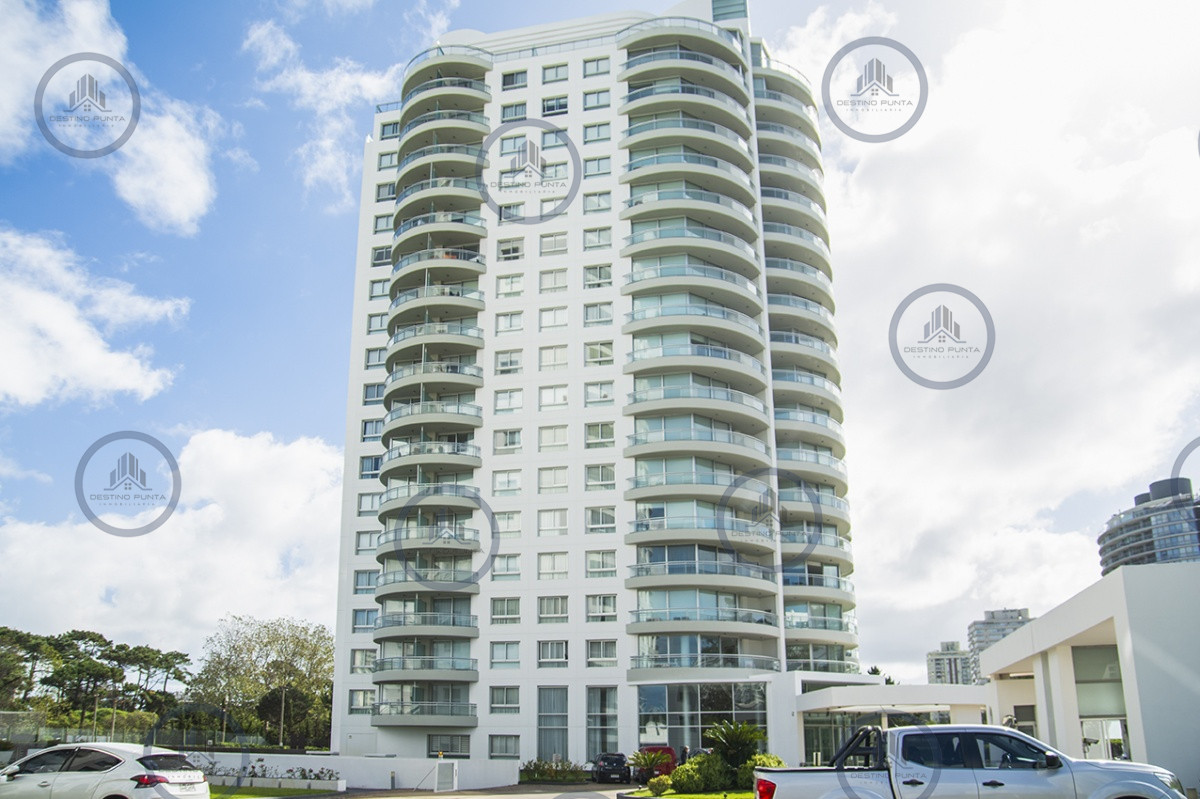 Apartamento ID.2957 - Departamento de 3 dormitorios en venta en Ocean Drive. 
