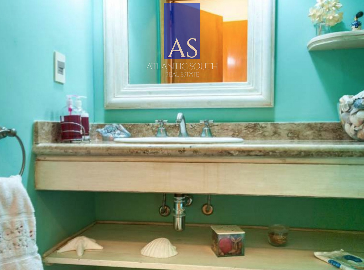 Apartamento ID.4787 - Espectacular penthouse de 4 dormitorios frente al mar de Playa Brava, Punta del Este 