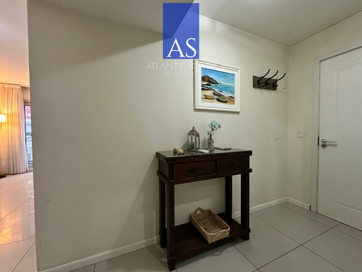 Apartamento ID.3670 - Apartamento en venta, 1 dormitorio en Península, Punta del Este