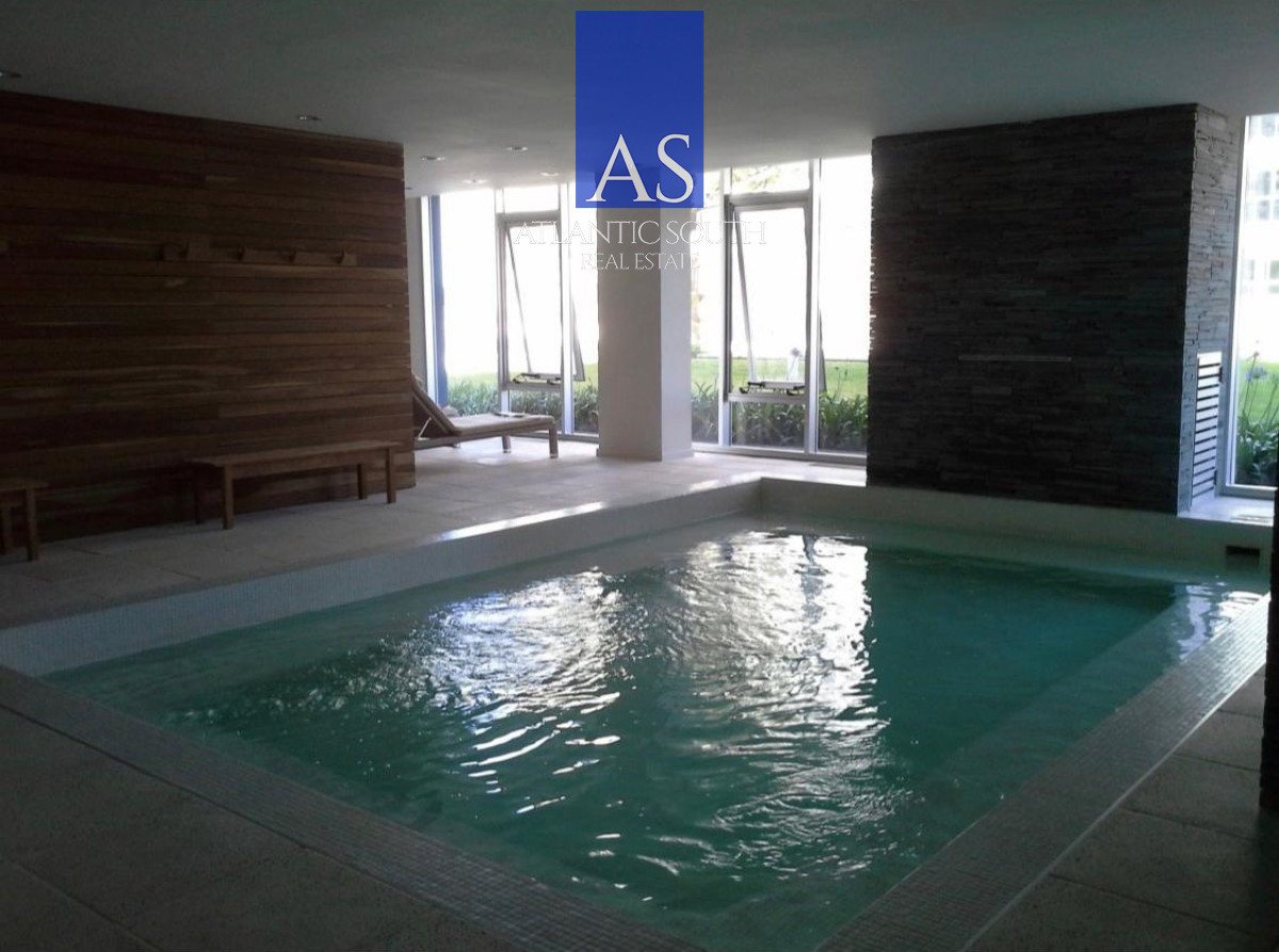 Apartamento ID.2921 - Departamento de 3 dormitorios con Terraza en Punta del Este 