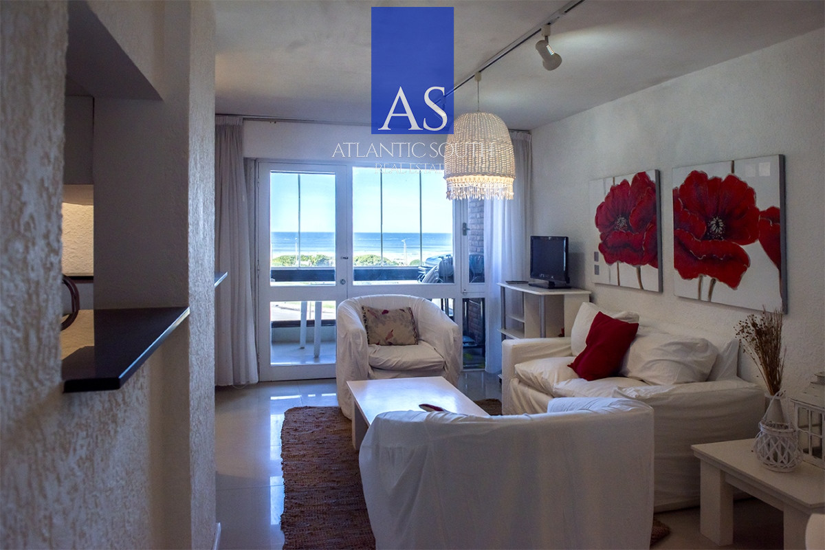 Apartamento ID.4656 - Apartamento en Venta de 2 dormitorios vista al mar en Punta del este 