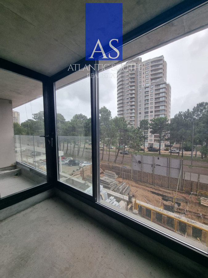 Apartamento ID.4701 - Apartamento 1 dormitorio a estrenar con terraza y garage
