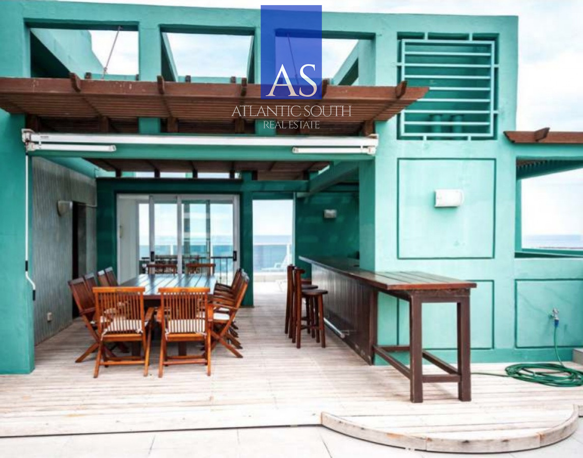 Apartamento ID.4787 - Espectacular penthouse de 4 dormitorios frente al mar de Playa Brava, Punta del Este 