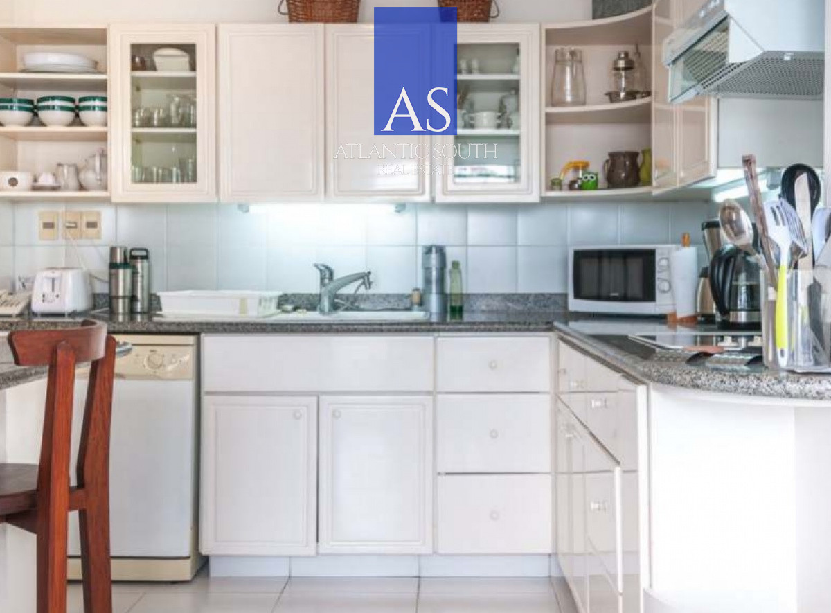 Apartamento ID.4787 - Espectacular penthouse de 4 dormitorios frente al mar de Playa Brava, Punta del Este 