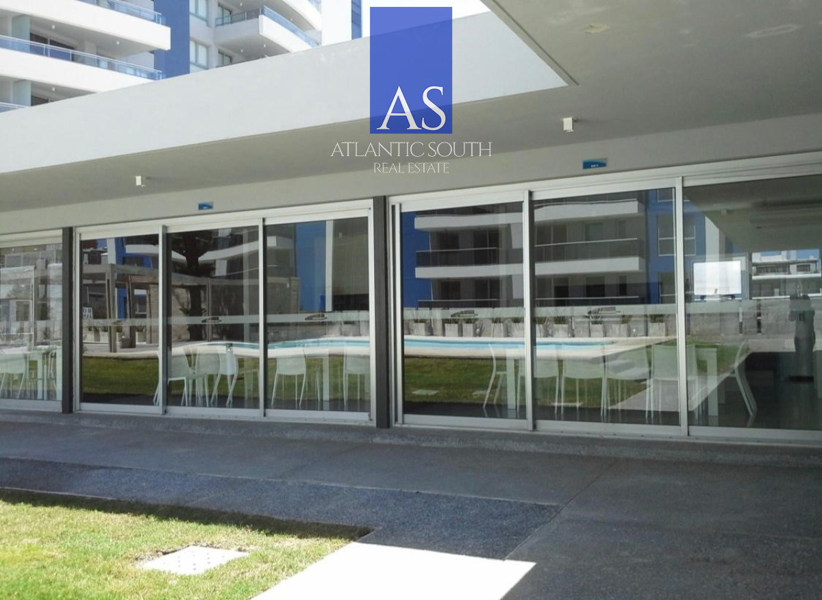 Apartamento ID.2921 - Departamento de 3 dormitorios con Terraza en Punta del Este 