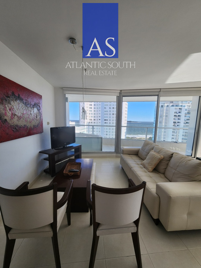Apartamento ID.3981 - Vende apartamento de 3 dormitorios en Mansa- Punta del Este, con excelente vista.
