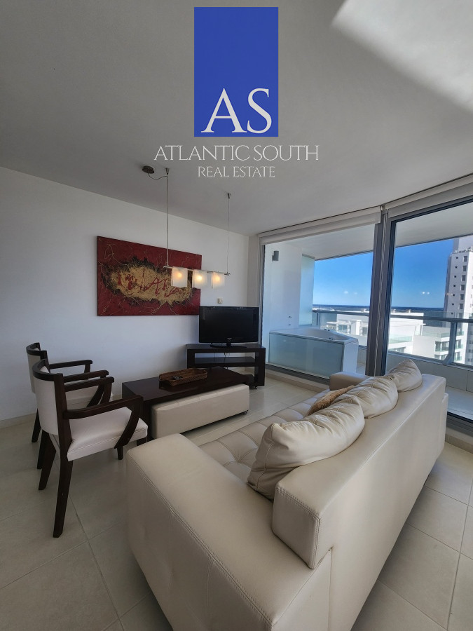 Apartamento ID.3981 - Vende apartamento de 3 dormitorios en Mansa- Punta del Este, con excelente vista.