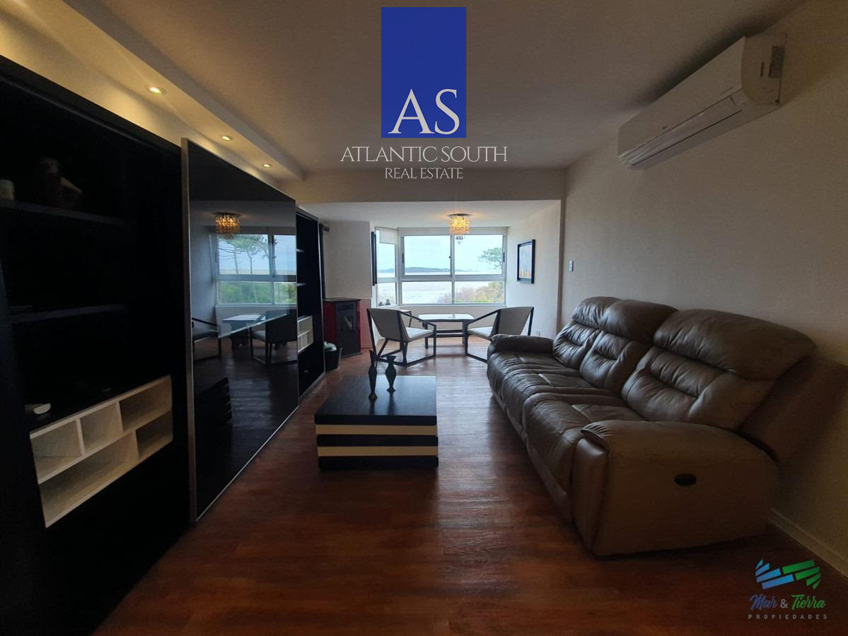 Apartamento ID.4825 - Apartamento 3 dormitorios primera línea frente al mar en Punta del Este primera línea Mansa