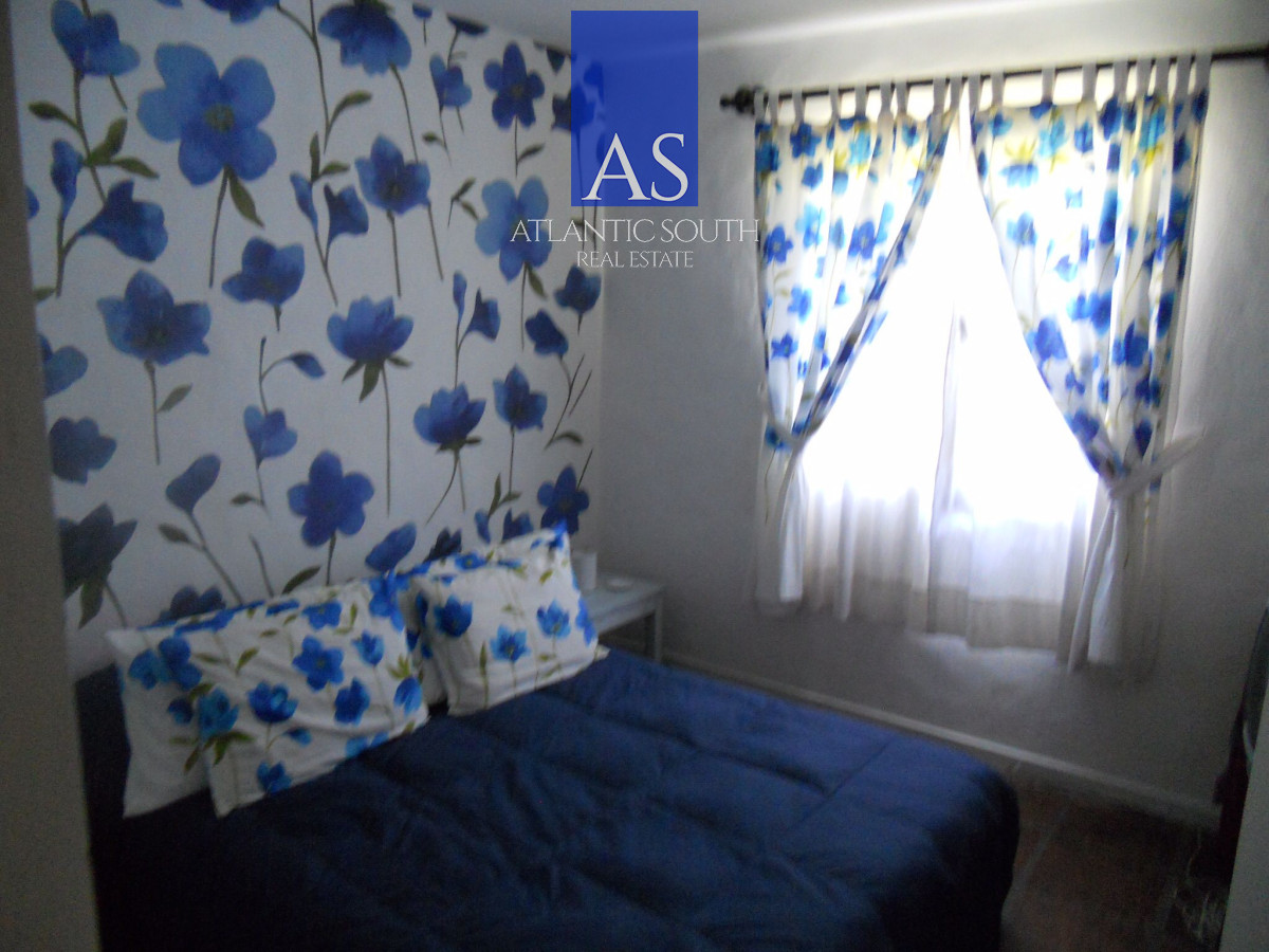 Casa ID.4098 - Casa en venta Chalet de 4 dormitorios, piscina y parrillero Pinares Punta del Este.