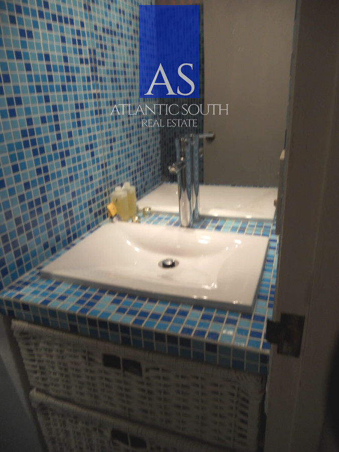 Casa ID.4098 - Casa en venta Chalet de 4 dormitorios, piscina y parrillero Pinares Punta del Este.