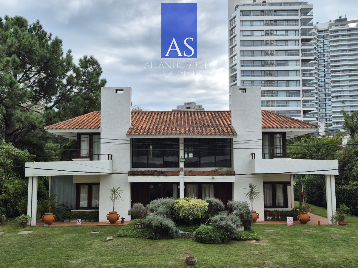 Venta 2 casas cerca del mar ideal inversión Punta del Este Playa bRava