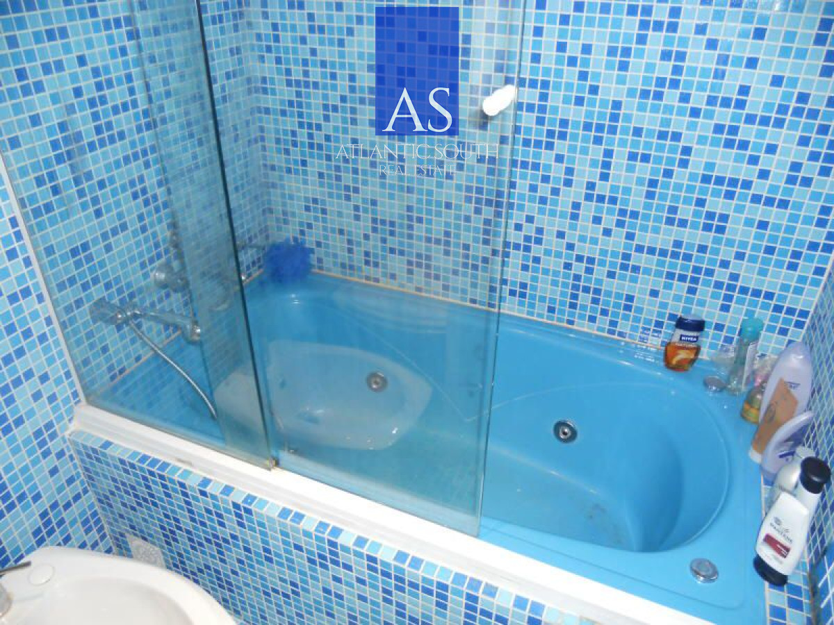 Casa ID.4098 - Casa en venta Chalet de 4 dormitorios, piscina y parrillero Pinares Punta del Este.