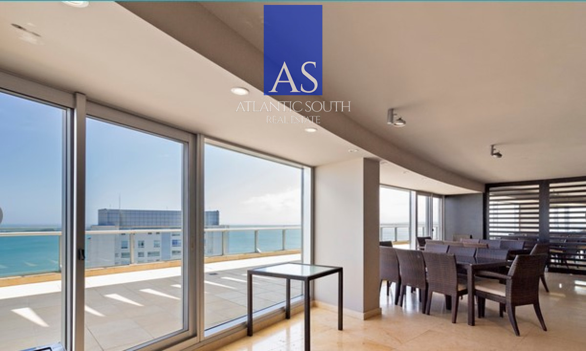 Apartamento ID.3981 - Vende apartamento de 3 dormitorios en Mansa- Punta del Este, con excelente vista.
