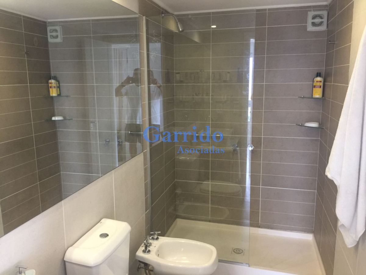 Apartamento ID.3495 - Apartamento de venta de 1 dormitorio y medio en Punta Del Este 