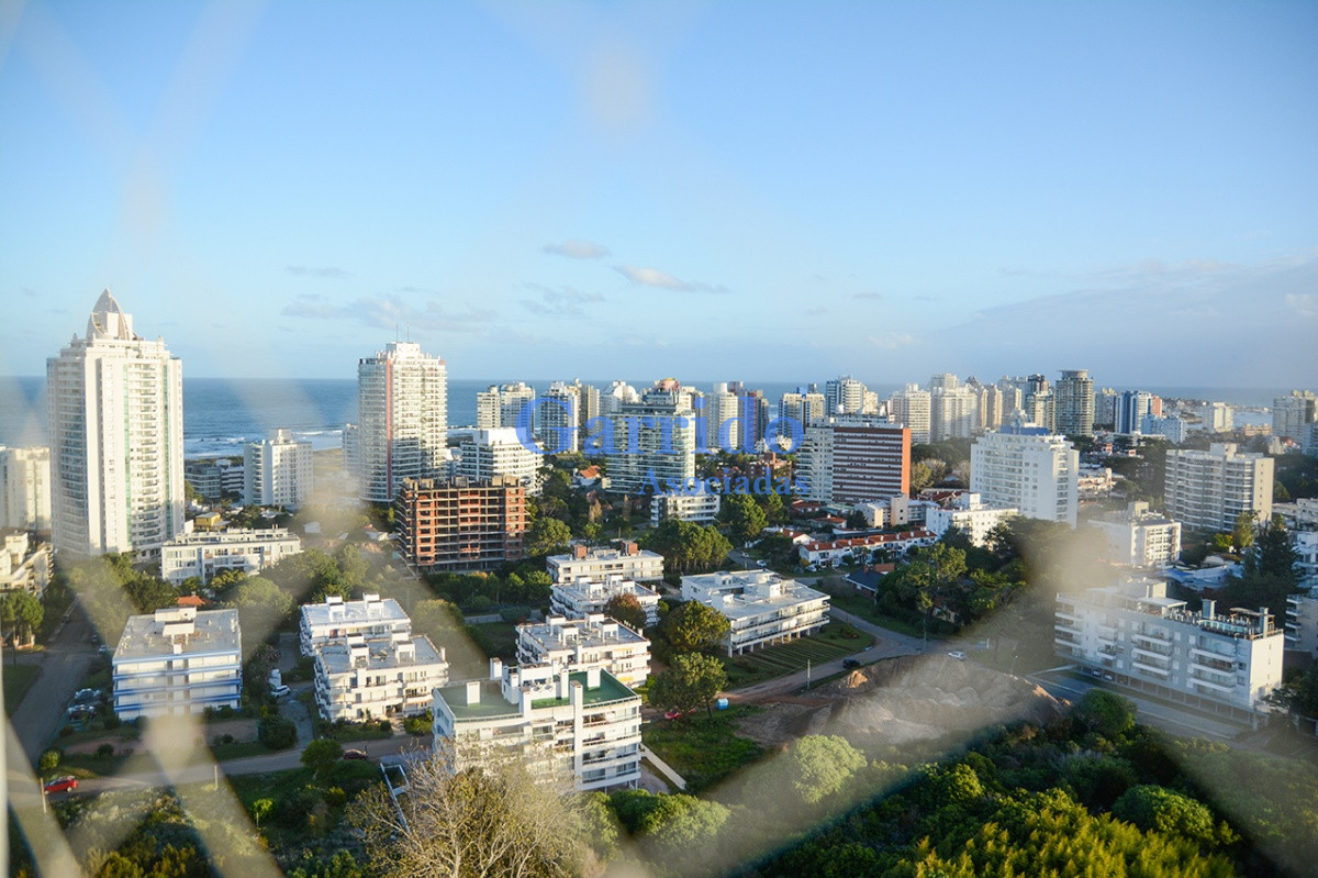 Apartamento ID.3497 - Apartamento de 2 dormitorios en Roosevelt - Punta del Este