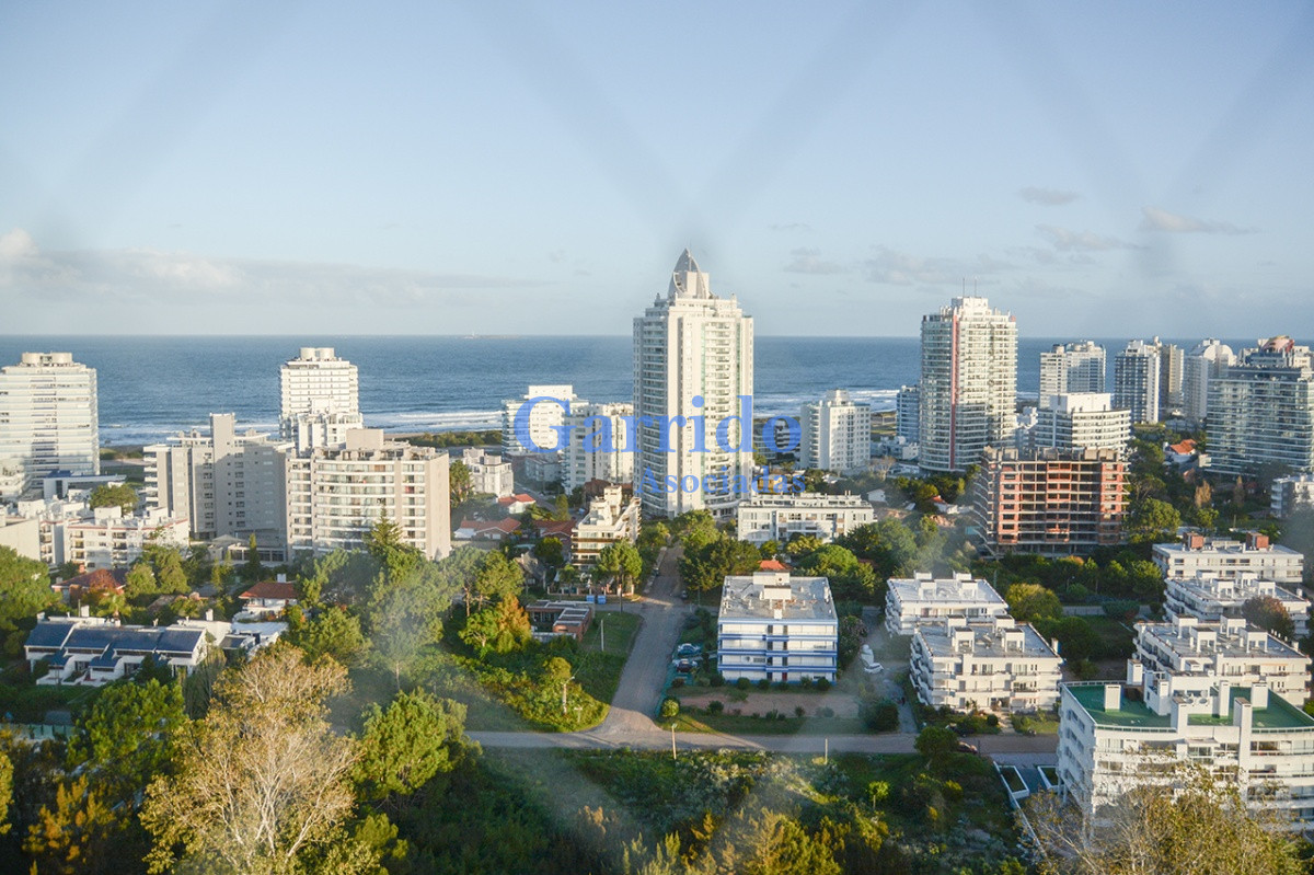 Apartamento ID.3497 - Apartamento de 2 dormitorios en Roosevelt - Punta del Este