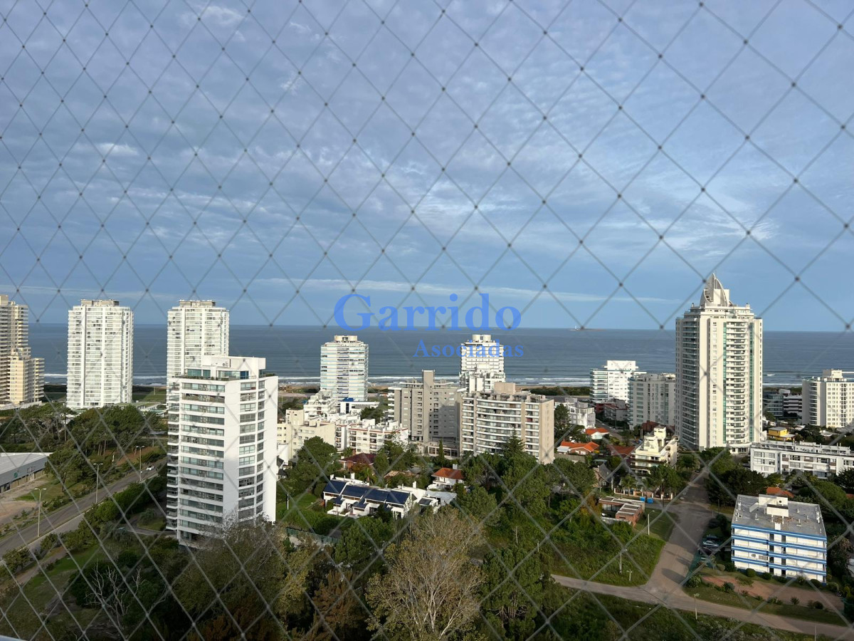 Apartamento ID.3497 - Apartamento de 2 dormitorios en Roosevelt - Punta del Este