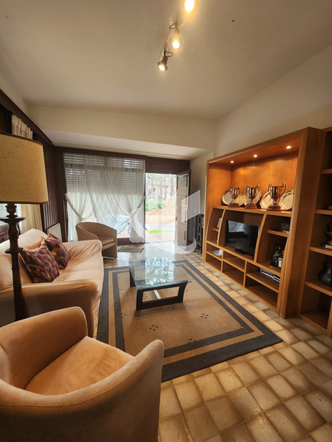 Casa ID.360 - Venta, Casa, 3 dormitorios, Mansa, Punta del Este