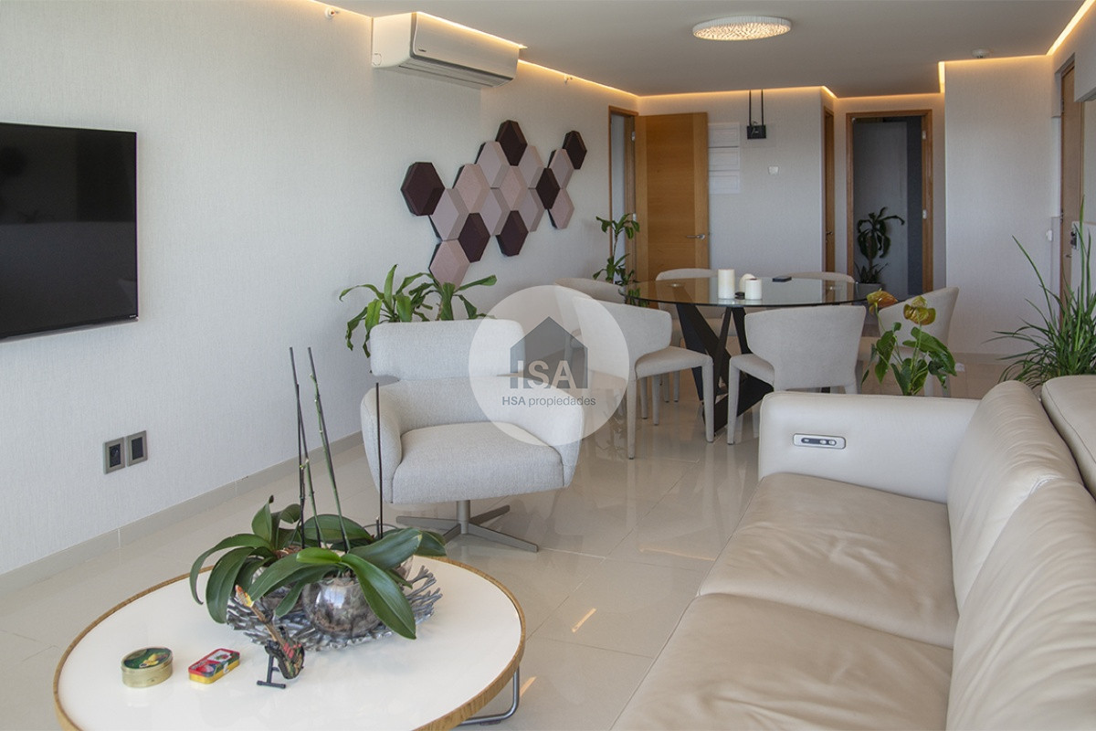 Apartamento ID.363 - Oportunidad en playa mansa, finamente decorado. Sunrise Tower