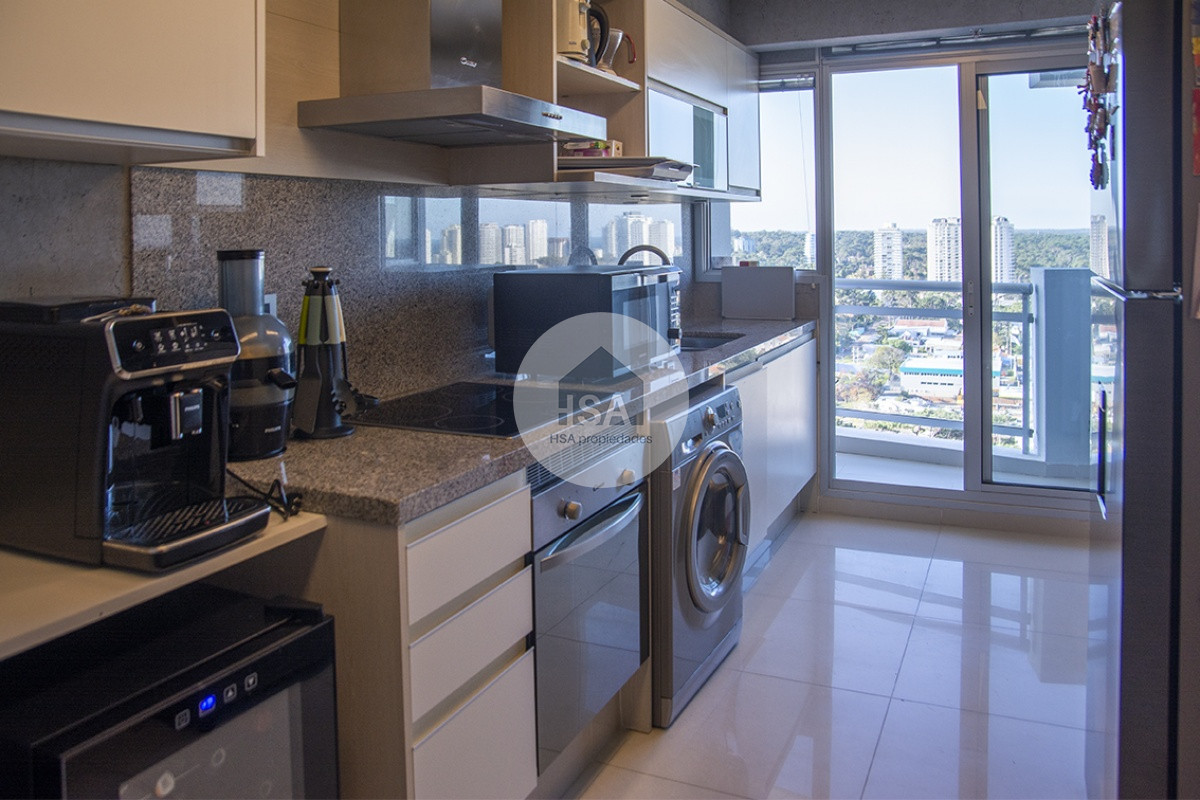Apartamento ID.363 - Oportunidad en playa mansa, finamente decorado. Sunrise Tower