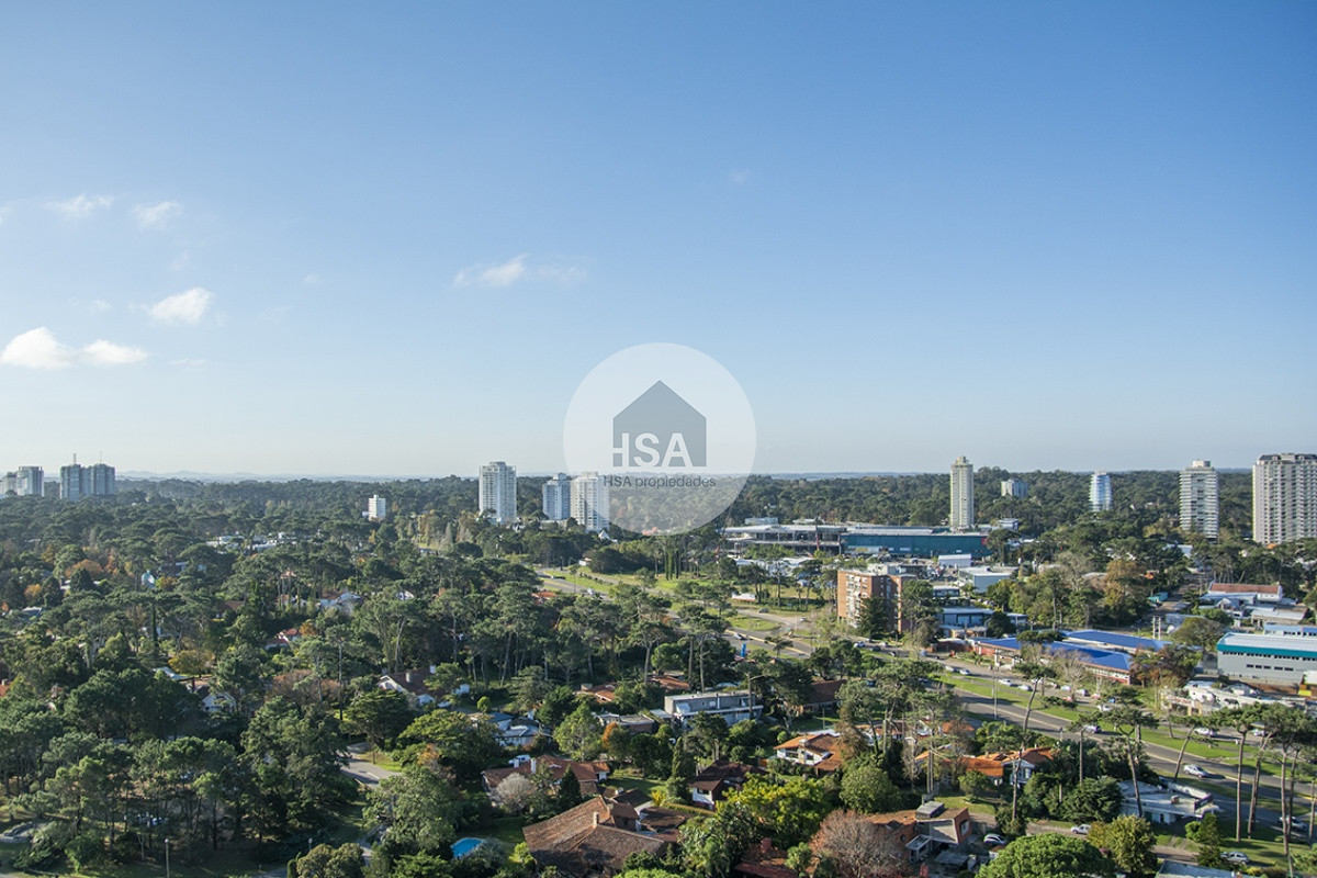 Apartamento ID.363 - Oportunidad en playa mansa, finamente decorado. Sunrise Tower
