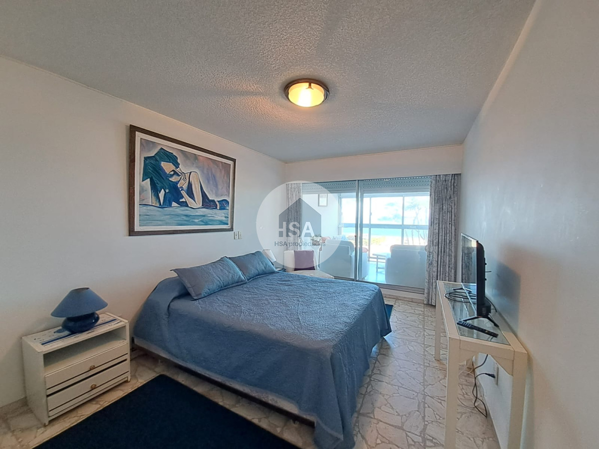 Apartamento ID.313 - IMARANGATU, APARTAMENTO DE 2 DORMITORIOS, PLAYA MANSA, PRIMERA LINEA, PARADAS