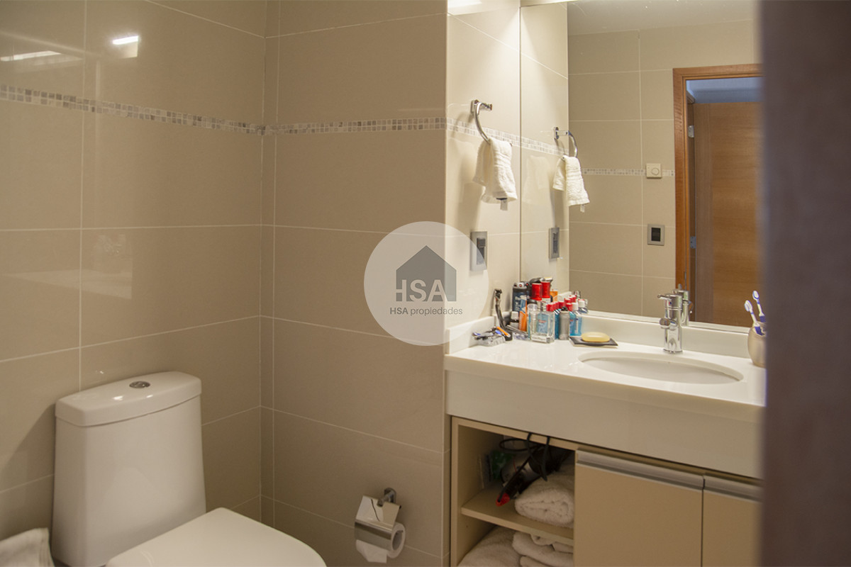 Apartamento ID.363 - Oportunidad en playa mansa, finamente decorado. Sunrise Tower