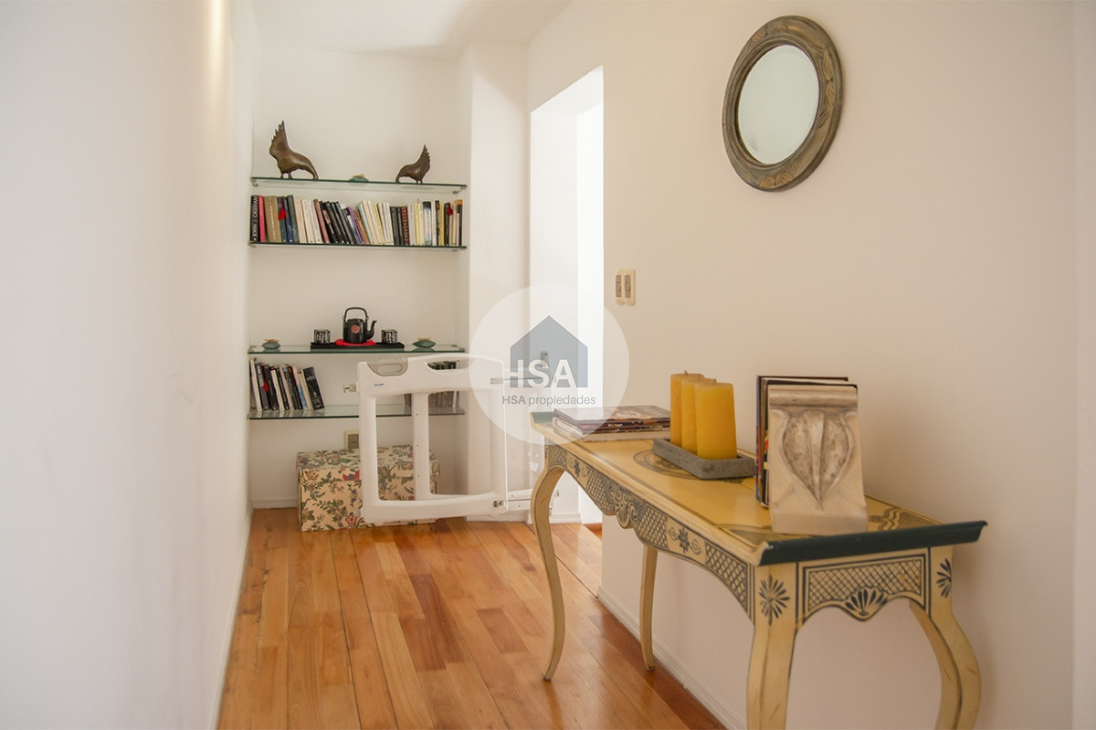 Apartamento ID.639 - Espectacular Penthouse en venta a pasos del mar. 3 dormitorios + dependencia. Playa Brava.