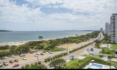 Torre emblematica frente al mar, 2 dormitorios en venta