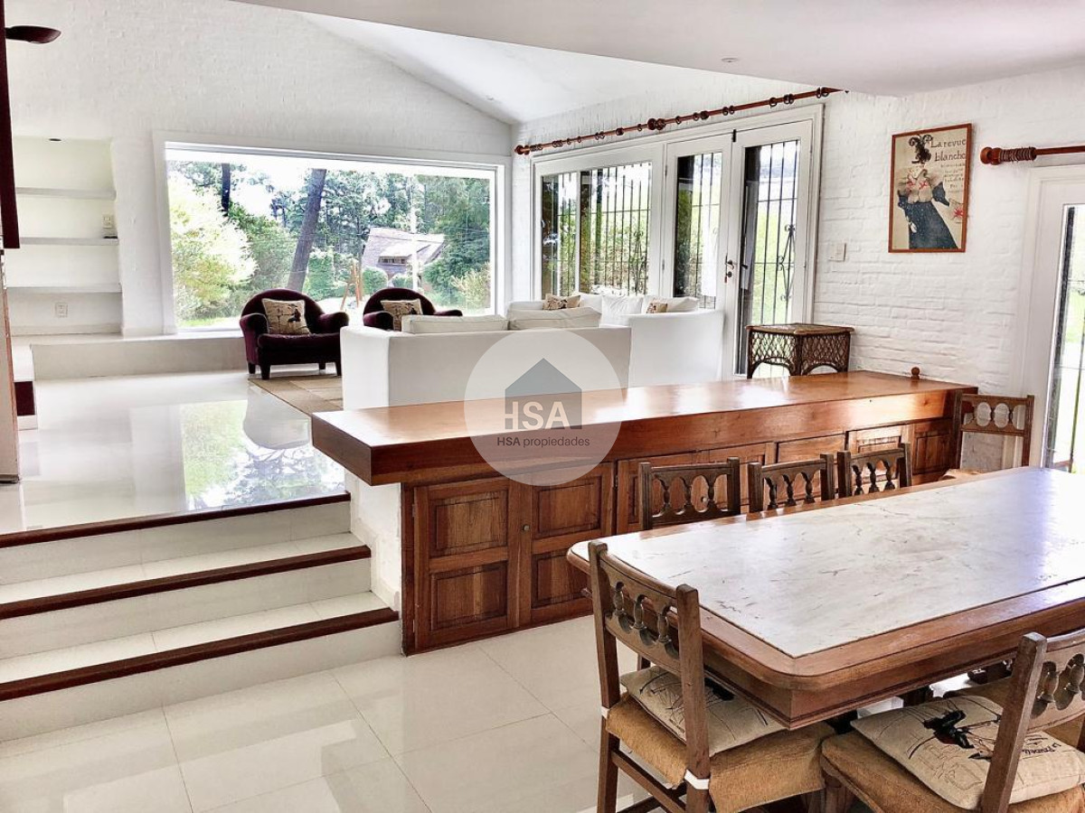 Casa ID.552 - Casa en venta en Lugano, Punta del este, 3 dormitorios y dependencia