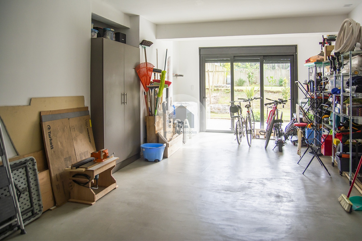Casa ID.554 - Casa ideal de 4 dormitorios en suite en San Rafael Punta del Este.