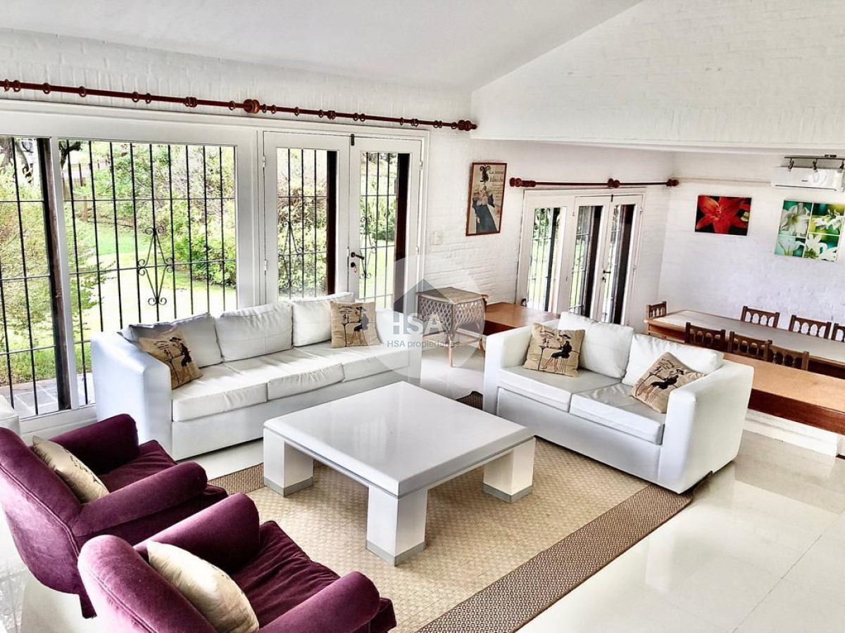 Casa ID.552 - Casa en venta en Lugano, Punta del este, 3 dormitorios y dependencia