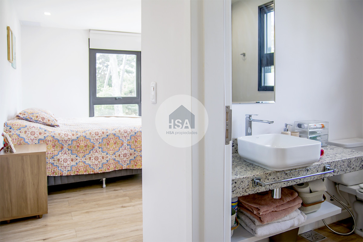 Casa ID.554 - Casa ideal de 4 dormitorios en suite en San Rafael Punta del Este.