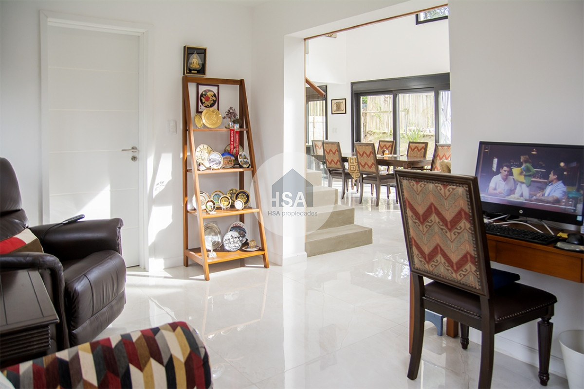 Casa ID.554 - Casa ideal de 4 dormitorios en suite en San Rafael Punta del Este.
