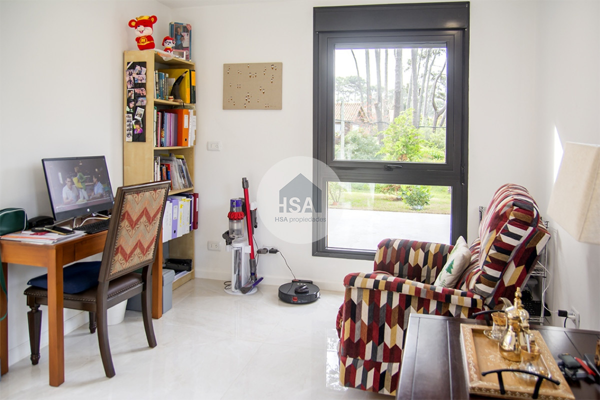 Casa ID.554 - Casa ideal de 4 dormitorios en suite en San Rafael Punta del Este.