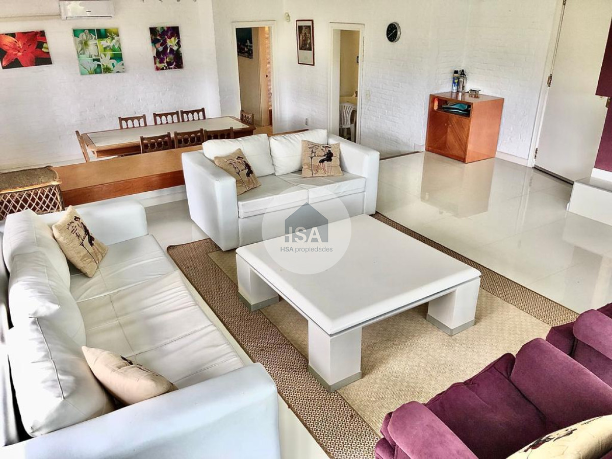 Casa ID.552 - Casa en venta en Lugano, Punta del este, 3 dormitorios y dependencia