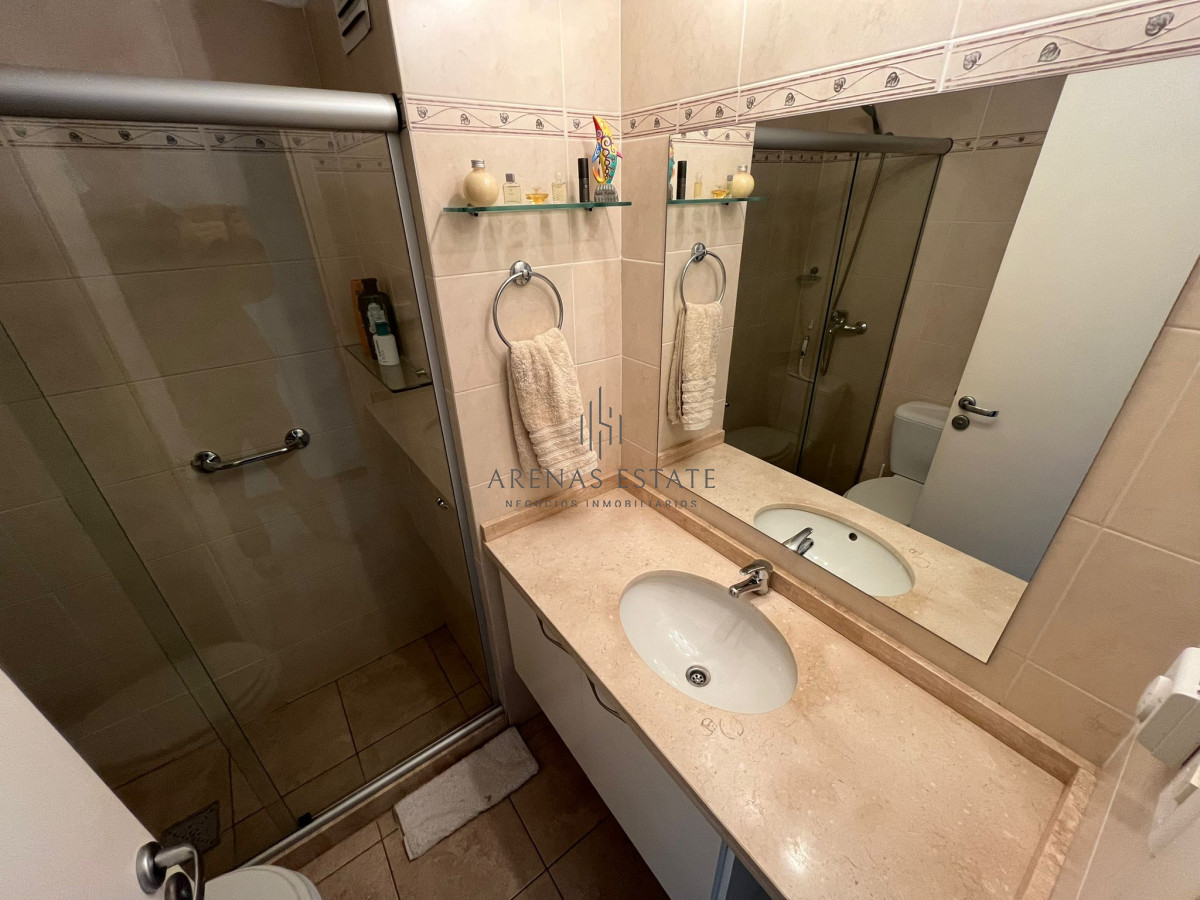 Apartamento ID.3361 - En venta apartamento de 3 dormitorios en Roosevelt, Punta del Este.