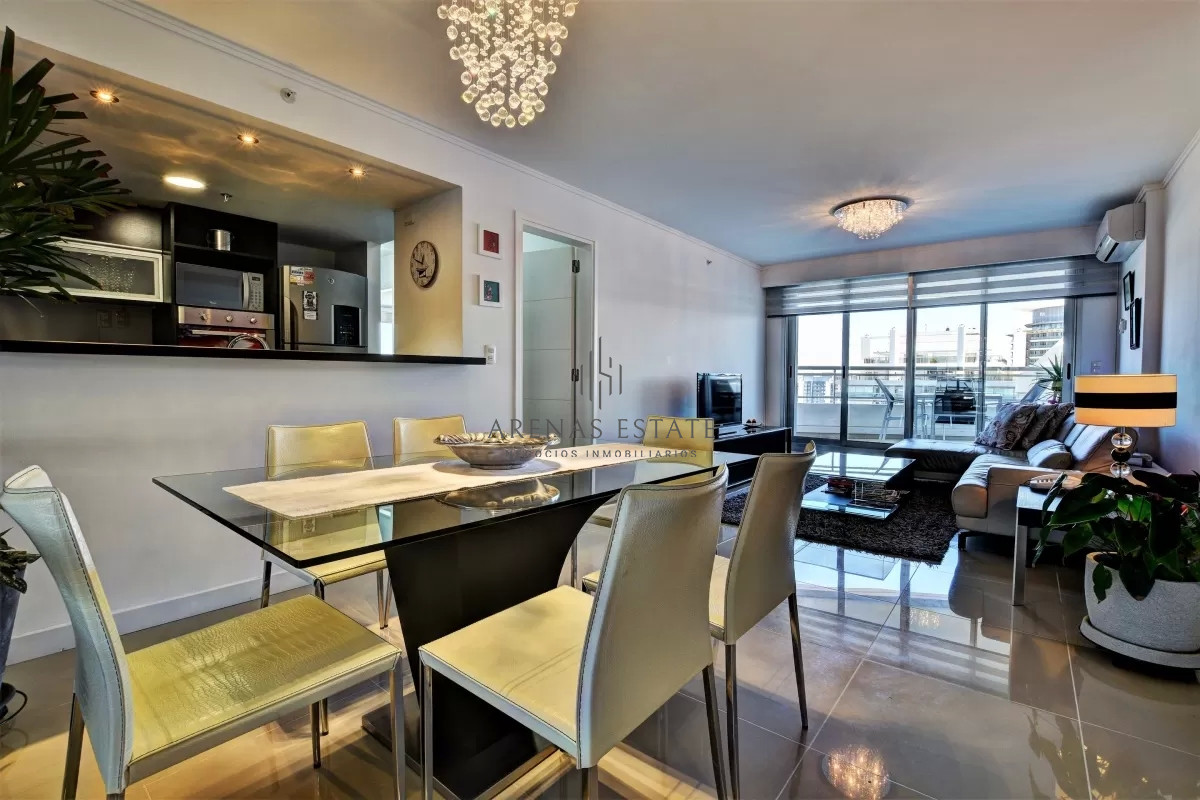 Apartamento ID.2643 - Lindo departamento de 3 dormitorios en venta en excelente zona.