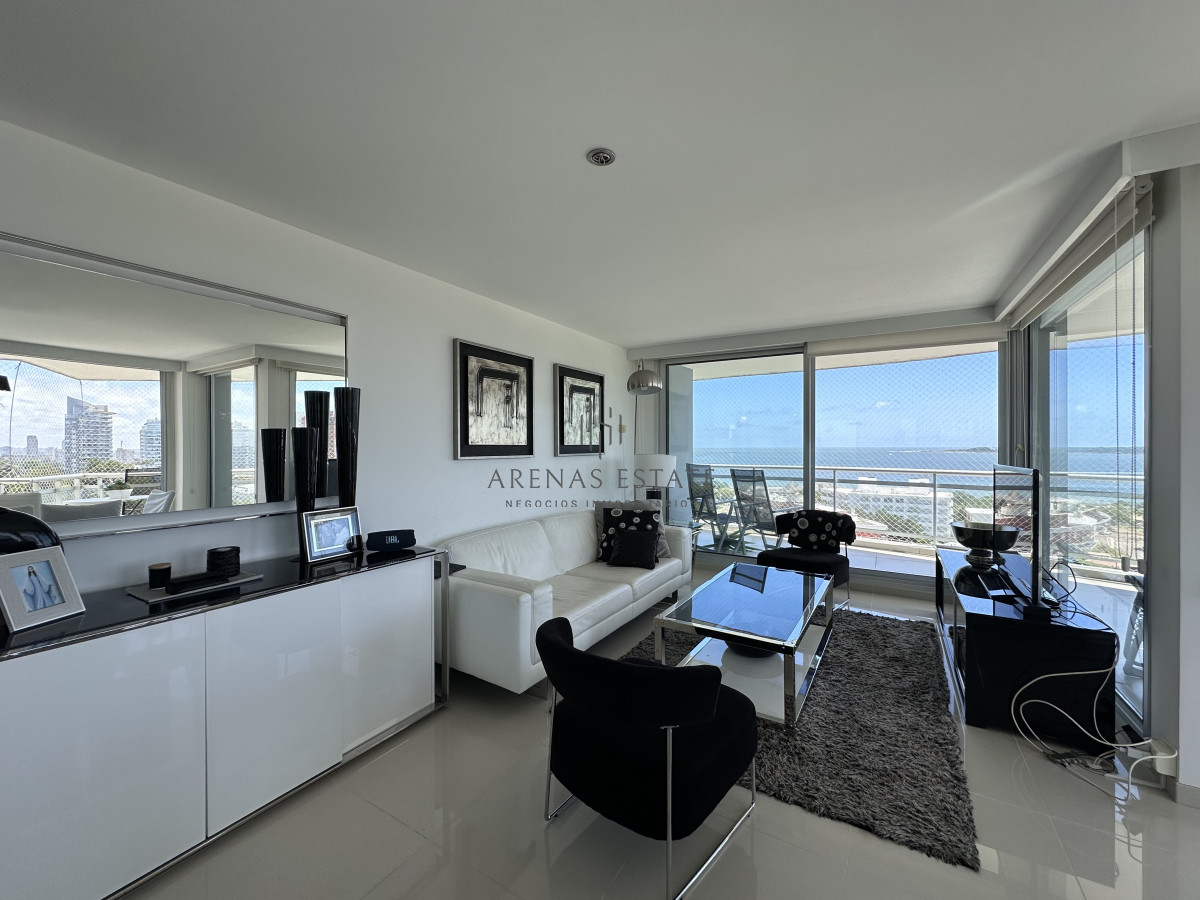 Apartamento ID.3489 - Vende Apartamento de 3 dormitorios en Sunrise Tower, Punta del Este 