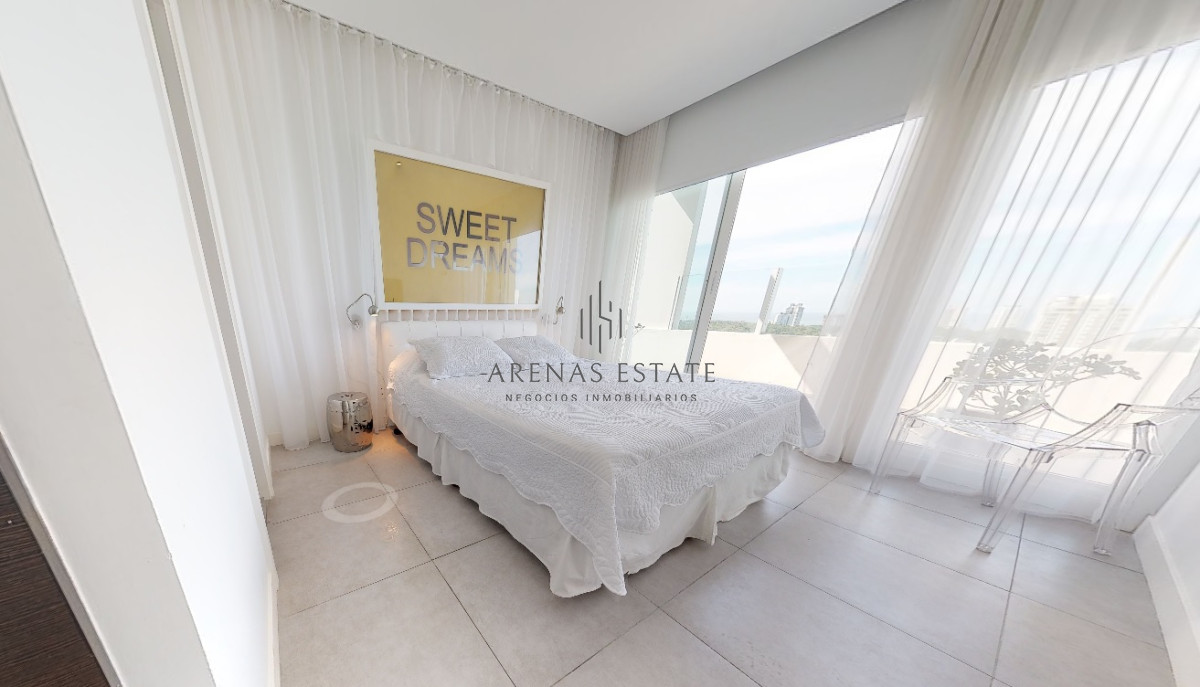Apartamento ID.2047 - Penthouse de 3 dormitorios en venta en Torre Yoo