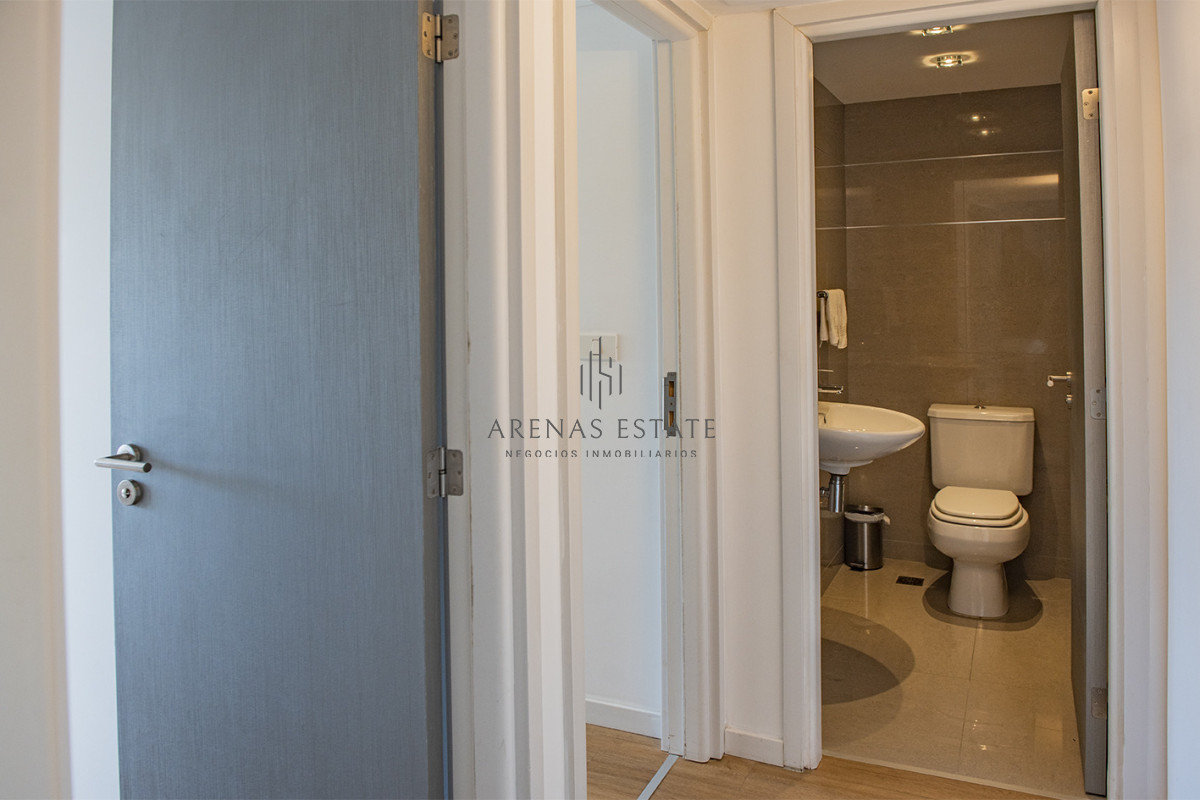Apartamento ID.4040 - Vende apartamento en Alexander Boulevard de 2 dormitorios.