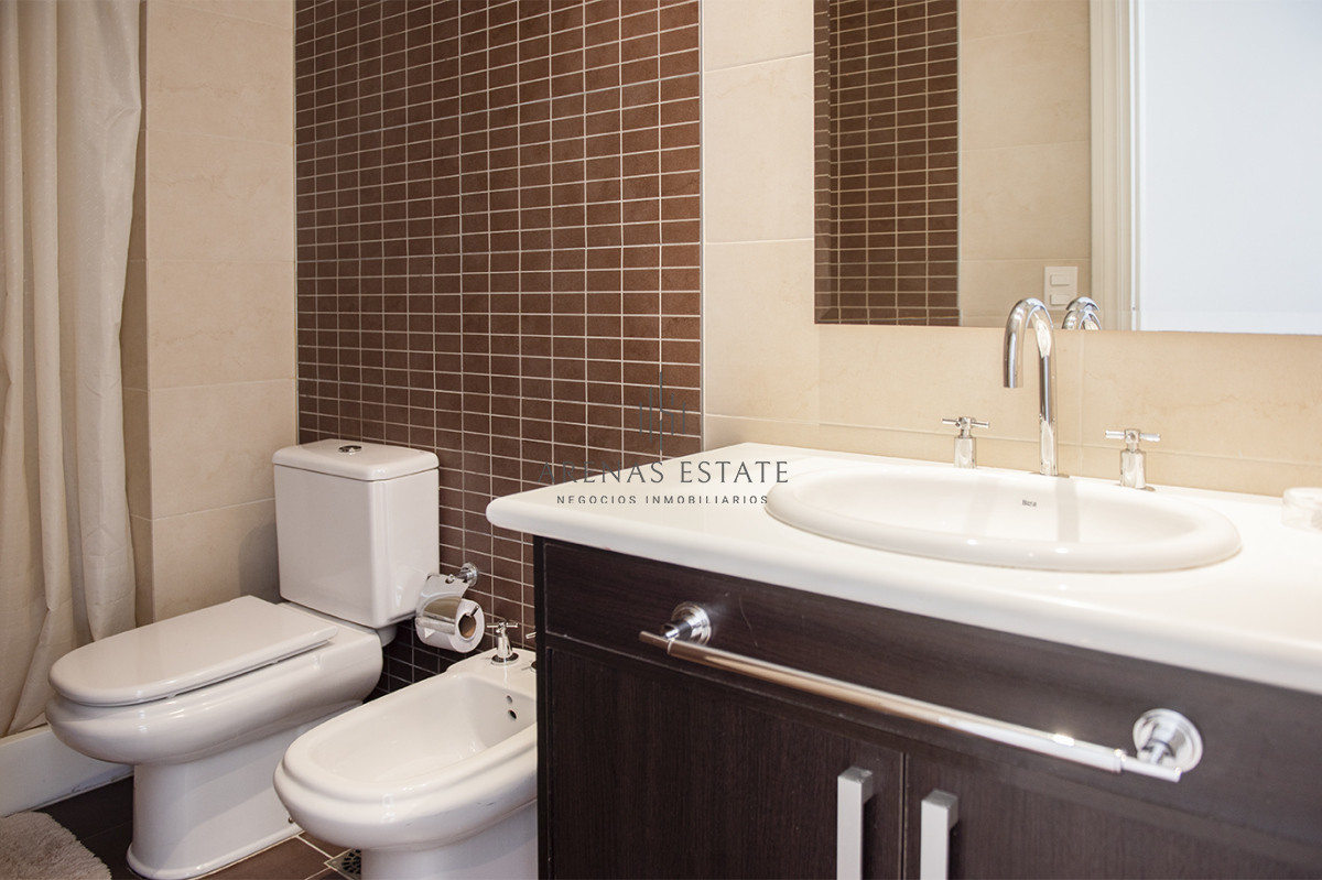 Apartamento ID.3684 - Hermoso Pent-house en torre Imperiale ,venta en zona de la Brava.