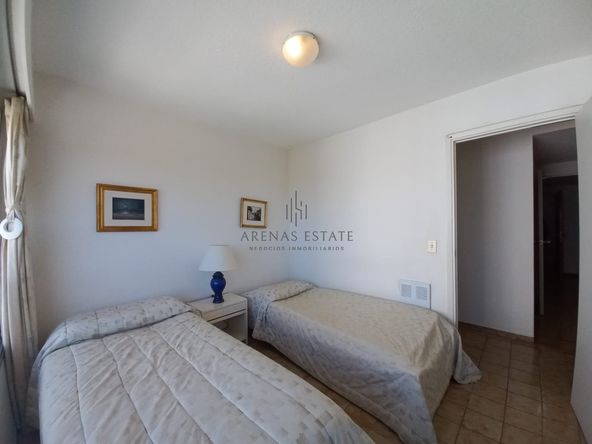 Apartamento ID.2535 - Complejo Lincoln center , Apartamento sobre playa mansa en venta