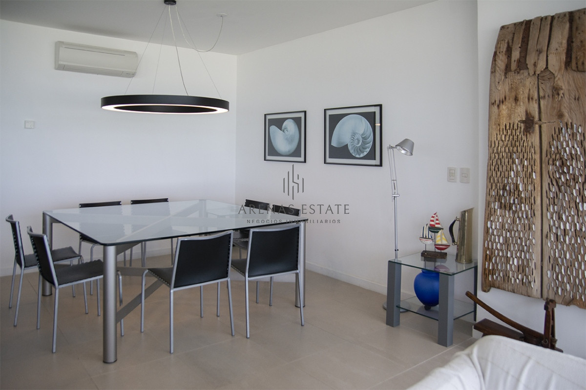 Apartamento ID.3469 - Espectacular Departamento en venta enPlaya brava frente al mar. 4 dormitorios