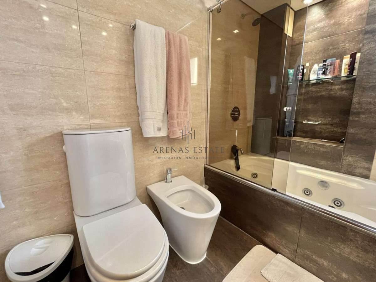 Apartamento ID.3473 - Apartamento  en Venta de 3 dormitorio en Playa Mansa , Torre Miami Boulevard