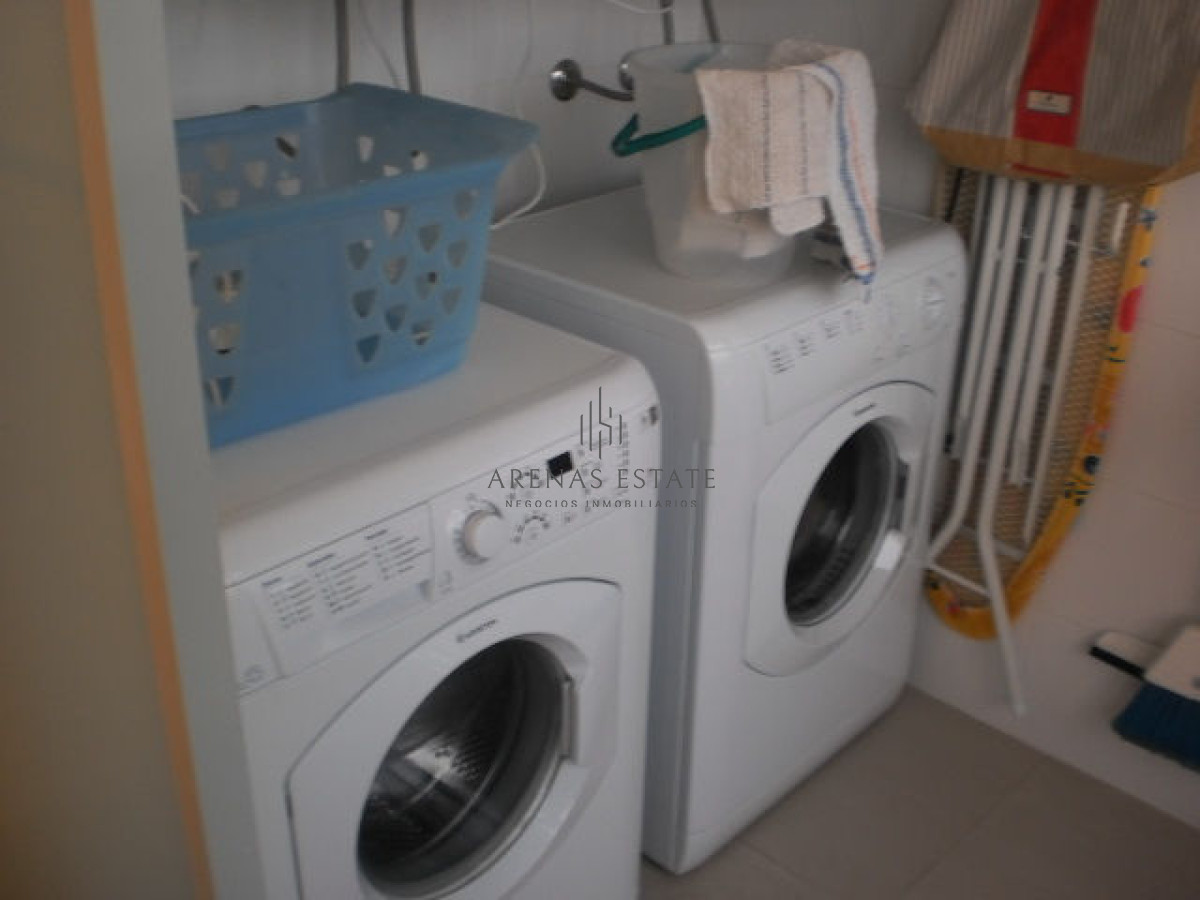 Apartamento ID.3469 - Espectacular Departamento en venta enPlaya brava frente al mar. 4 dormitorios