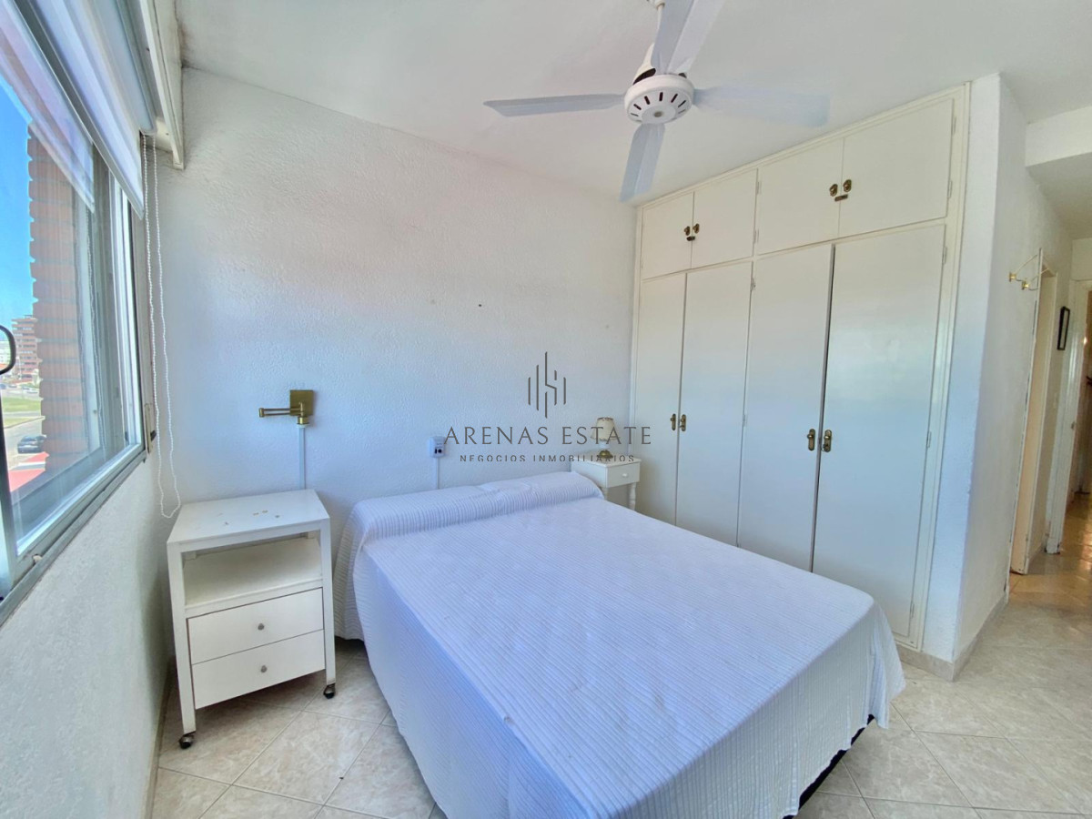 Apartamento ID.4259 - Apartamento de 2 dormitorio y medio en Primera lineal de Playa brava , Punta del este 