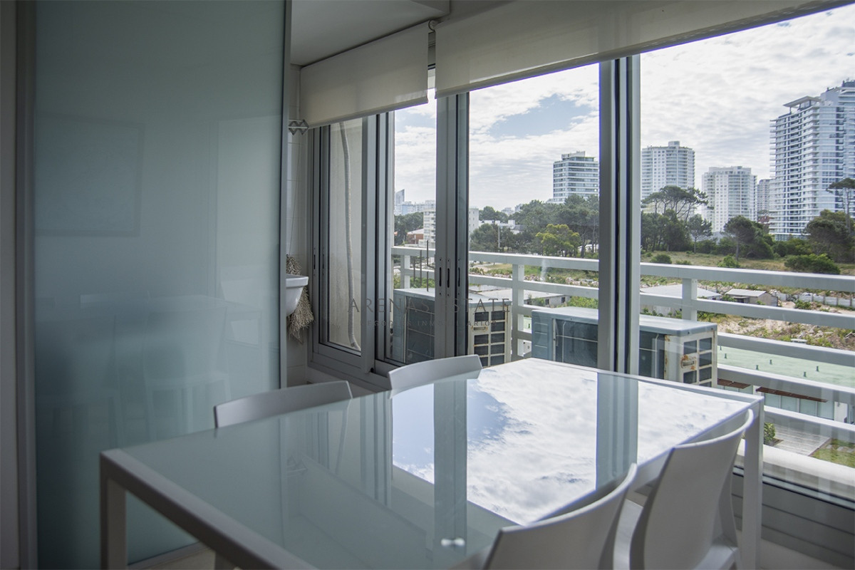 Apartamento ID.3469 - Espectacular Departamento en venta enPlaya brava frente al mar. 4 dormitorios