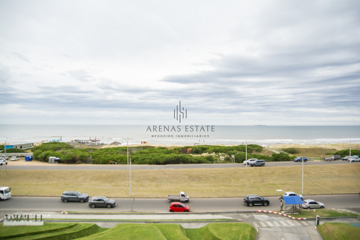 Apartamento ID.4210 - Vistas panoramicas de Playa Brava, Departamento de 3 dormitorios en venta. Torre Le Parc