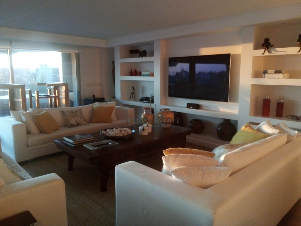 Apartamento ID.2983 - Esplendido departamento en venta ubicado en Quay panorama al mar.